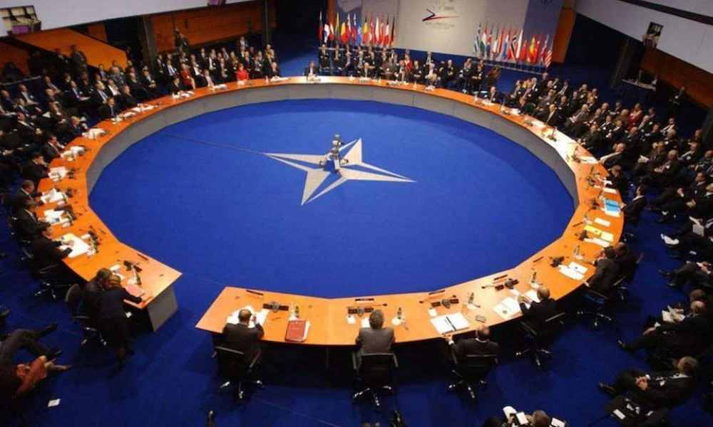 Σχέδιο του ΓΓ ΝΑΤΟ για δημιουργία ταμείου ενίσχυσης της Ουκρανίας με 100 δισ ευρώ με πενταετή ορίζοντα-Γιατί η Ελλάδα δεν πρέπει να το υιοθετήσει